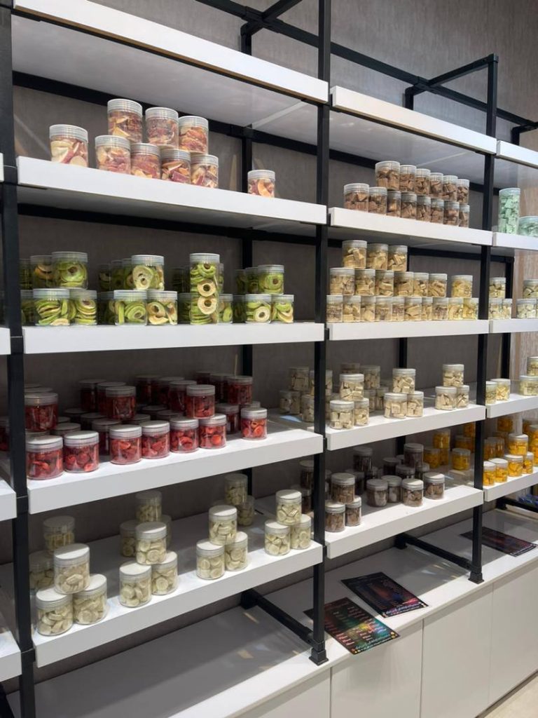 آیس درای انزلی