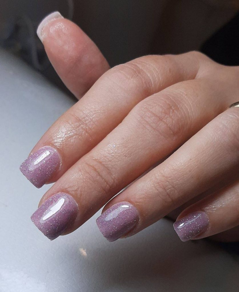 کاشت ناخن نغمه انزلی