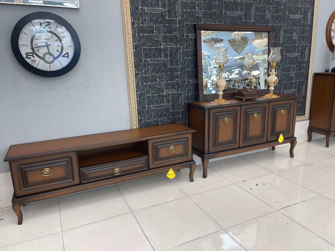 تولیدی آینه کنسول پرتو شهریار،تولیدی آینه کنسول پرتو در شهریار،مشاهده اطلاعات تولیدی آینه کنسول پرتو شهریار در سامانه برترین مشاغل