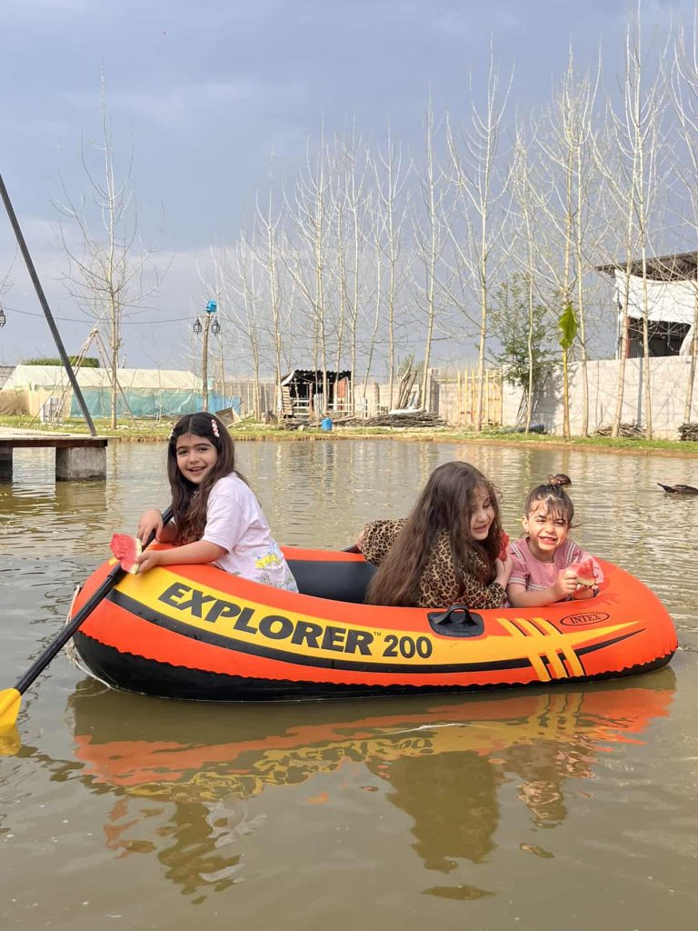 مزرعه گردشگری پالونیا صومعه سرا