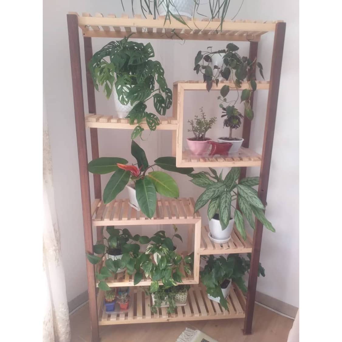 تولیدی رگال چوبی کارهانیا کبیر کرمان،تولیدی رگال چوبی کارهانیا کبیر در کرمان،مشاهده اطلاعات تولیدی رگال چوبی کارهانیا کبیر کرمان در سامانه برترین مشاغل