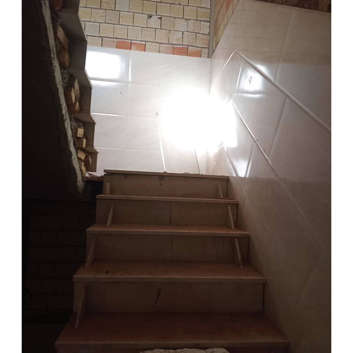 کاشیکاری ساختمان احمد تهران،کاشیکاری ساختمان احمد در تهران،مشاهده اطلاعات کاشیکاری ساختمان احمد تهران در سامانه برترین مشاغل