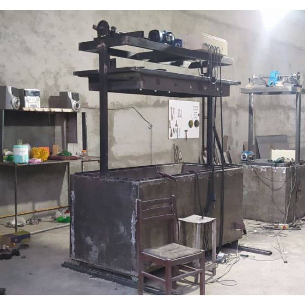 تولیدی گاوصندوق آسانسوری فرد یزد،تولیدی گاوصندوق آسانسوری فرد در یزد،مشاهده اطلاعات تولیدی گاوصندوق آسانسوری فرد یزد در سامانه برترین مشاغل