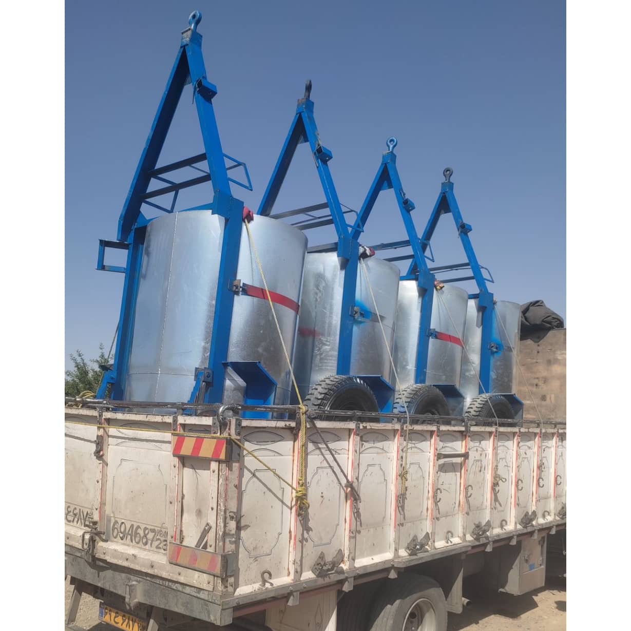 ساخت تانکرهای سقف دار نقابی بستان آباد،ساخت تانکرهای سقف دار نقابی در بستان آباد،مشاهده اطلاعات ساخت تانکرهای سقف دار نقابی بستان آباد در سامانه برترین مشاغل