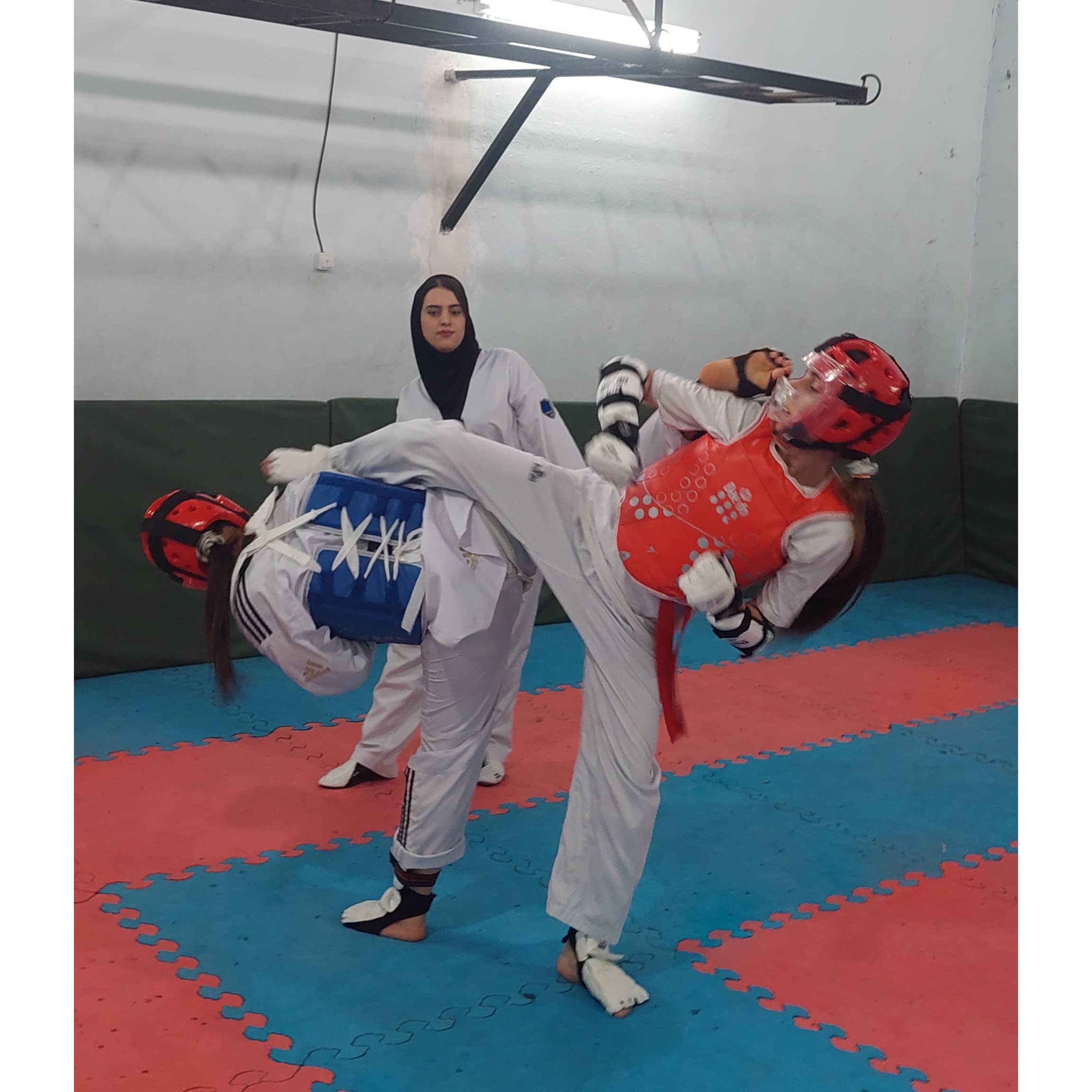 مربی تکواندو عاطفه رستم زاده صومعه سرا،مربی تکواندو عاطفه رستم زاده در صومعه سرا،مشاهده اطلاعات مربی تکواندو عاطفه رستم زاده صومعه سرا در سامانه برترین مشاغل