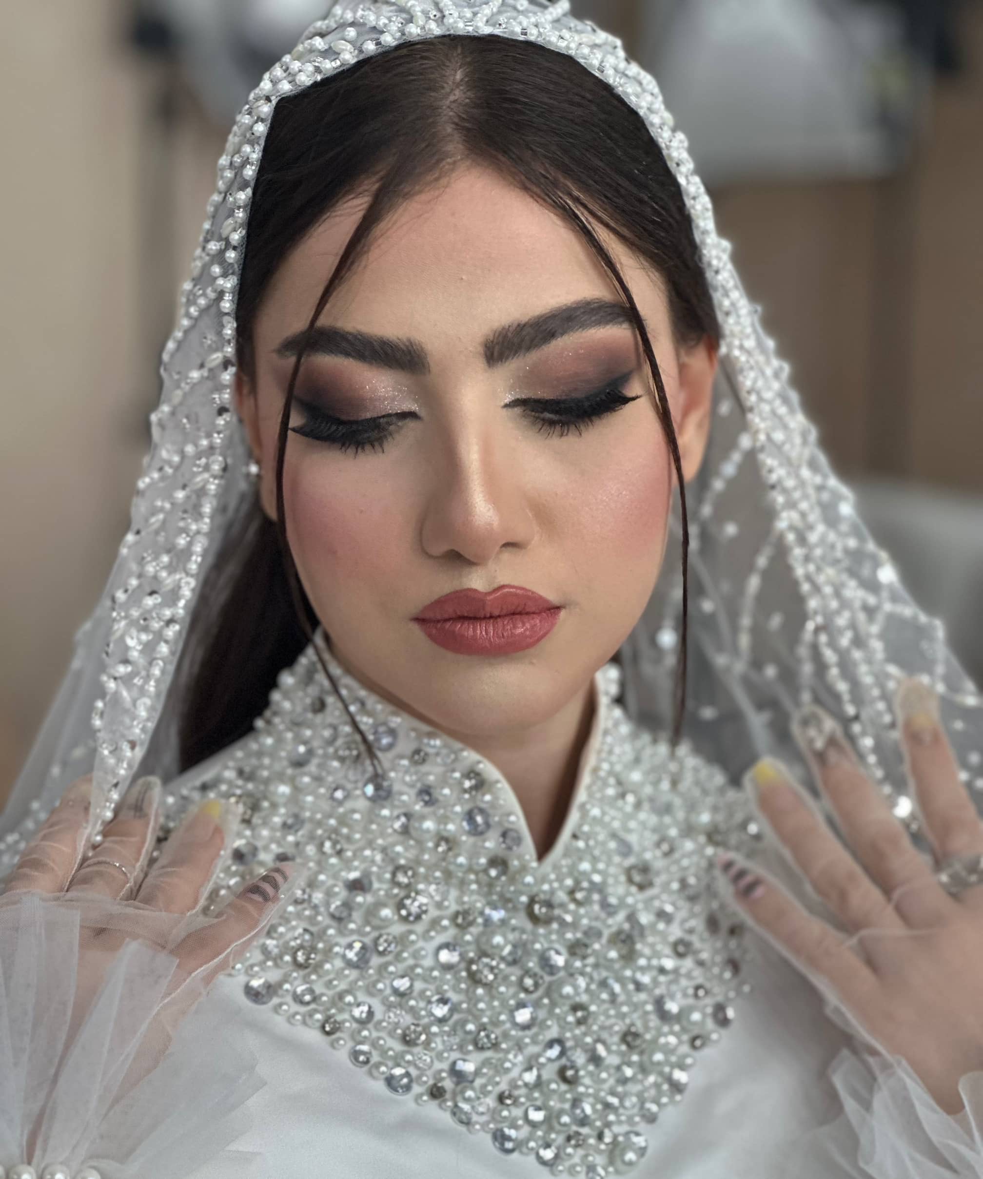 آموزشگاه آرایشگری فنی و حرفه ای ماه چهره هشتگرد،آموزشگاه آرایشگری فنی و حرفه ای ماه چهره در هشتگرد،مشاهده اطلاعات آموزشگاه آرایشگری فنی و حرفه ای ماه چهره هشتگرد در سامانه برترین مشاغل