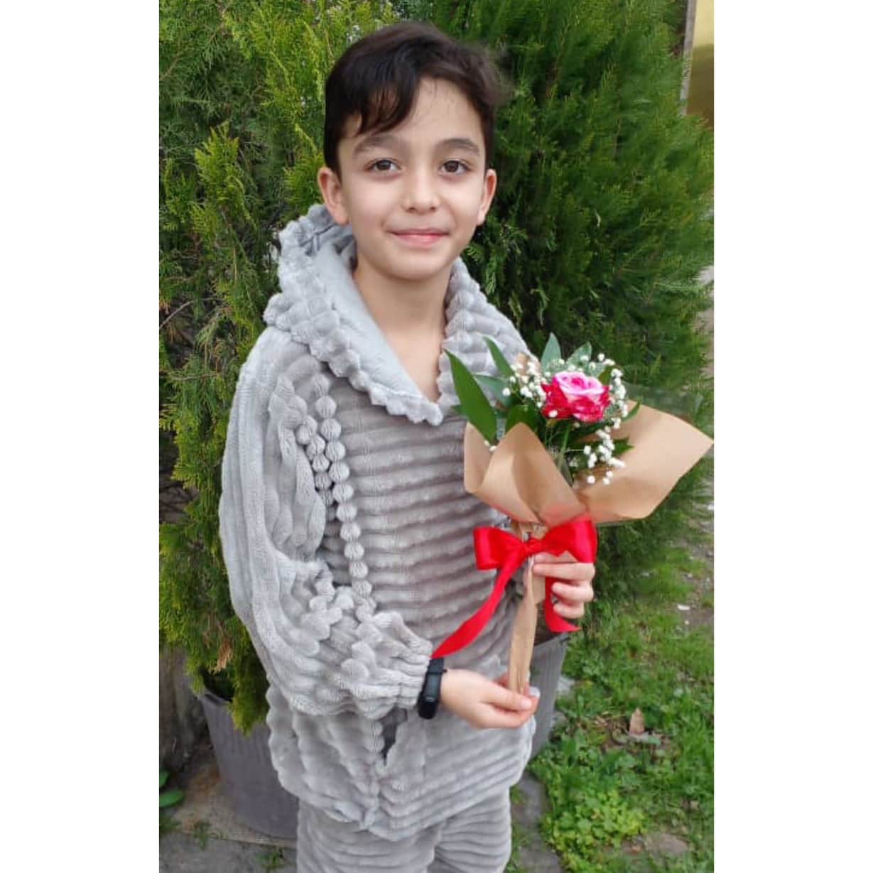 مدلینگ پسر پندار خلیلی رشت،مدلینگ پسر پندار خلیلی در رشت،مشاهده اطلاعات مدلینگ پسر پندار خلیلی رشت در سامانه برترین مشاغل