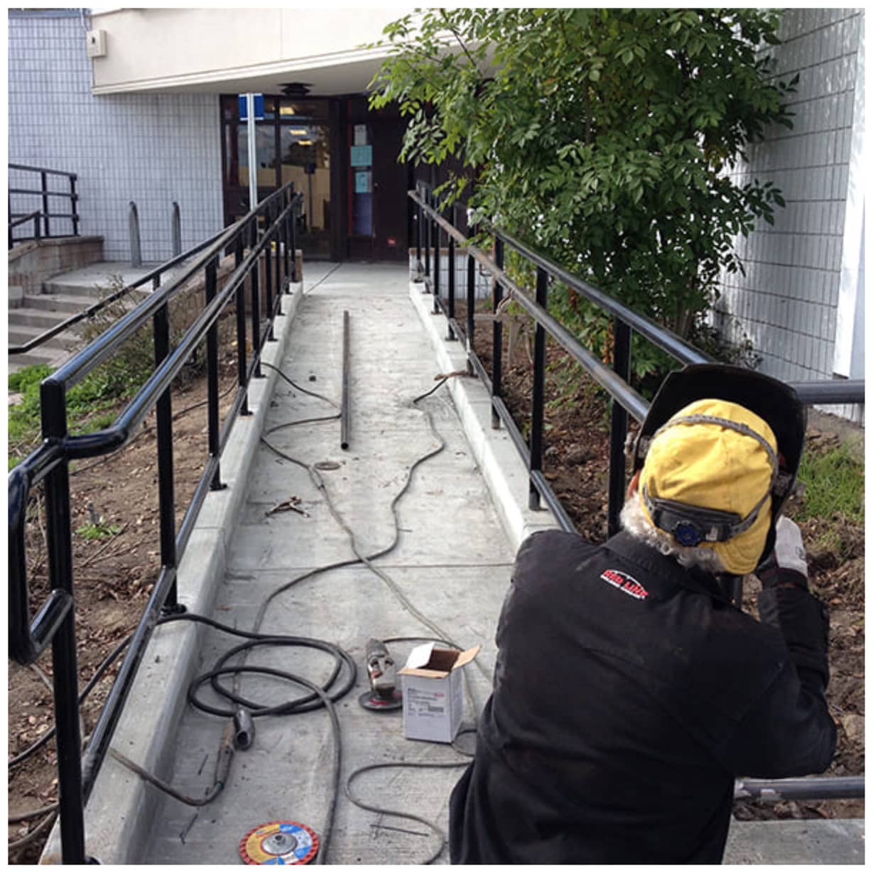 جوشکاری سیار کاظمی جهرم،جوشکاری سیار کاظمی در جهرم،مشاهده اطلاعات جوشکاری سیار کاظمی جهرم در سامانه برترین مشاغل