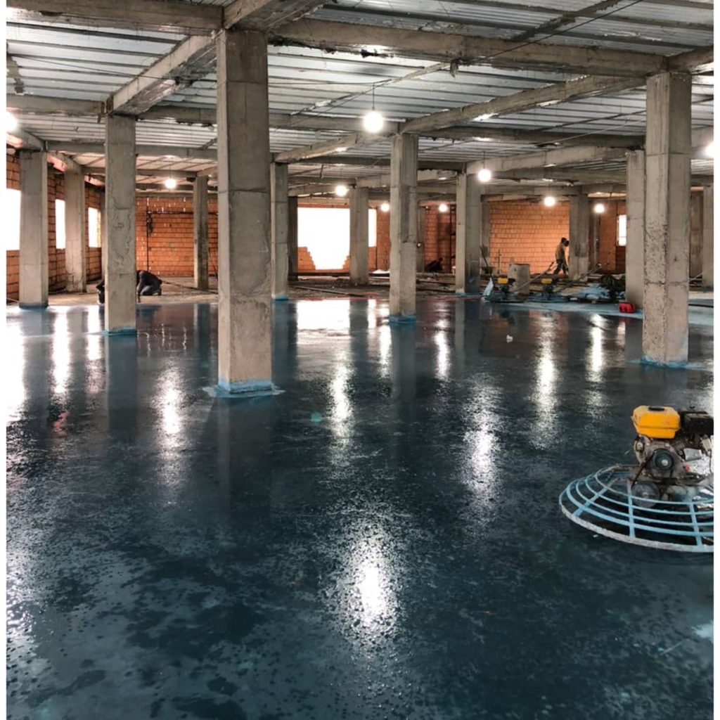 اجرای بتن ریزی با ماله پروانه ای خدای بتن دامغان