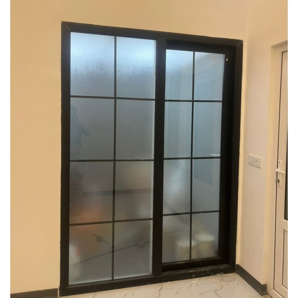 فروش درب و پنجره UPVC بیگلری هشتگرد