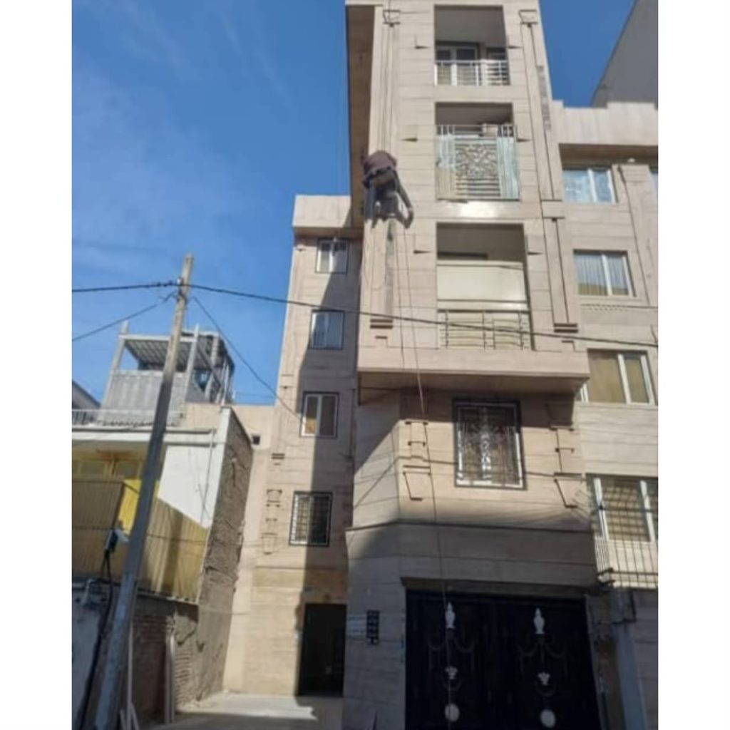 پیچ و رولپلاک نما همایون فردیس