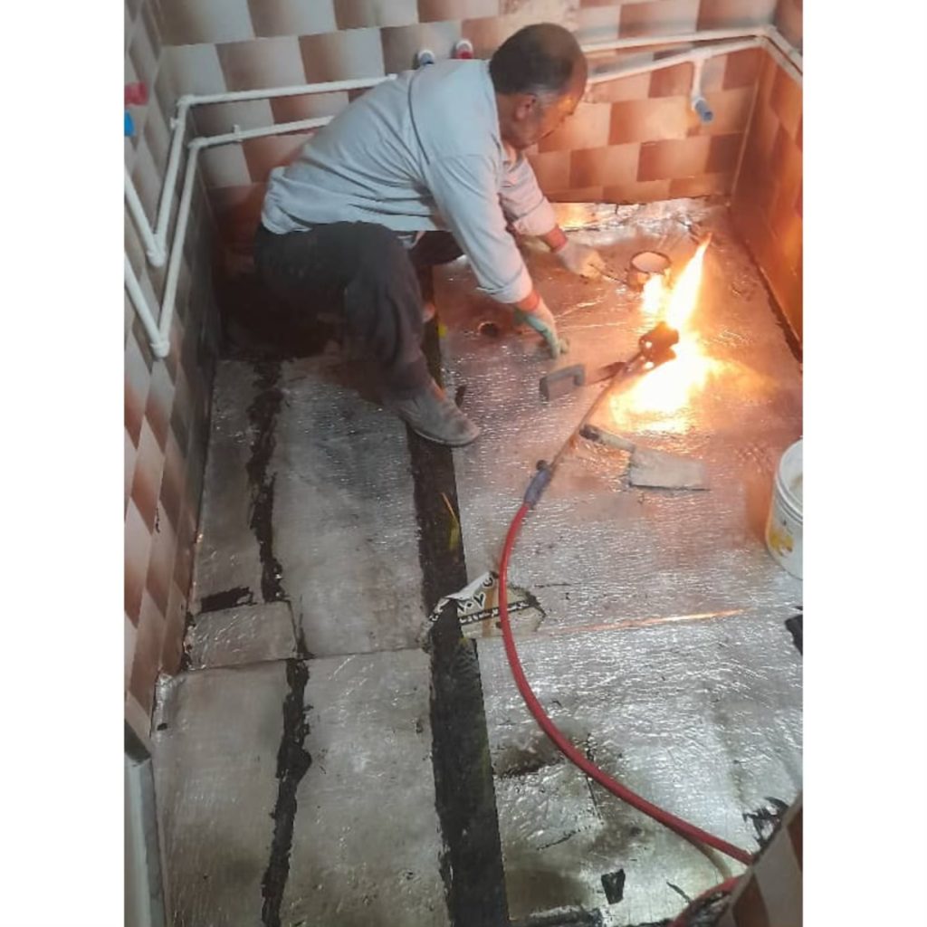 بازسازی ساختمان خاتمی مشکین دشت