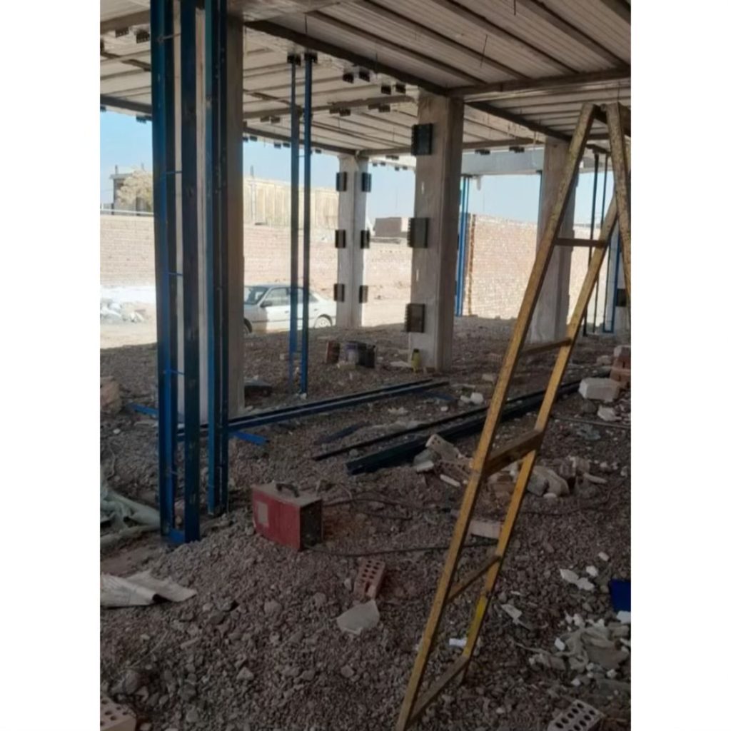 تاسیسات ساختمان عظیمی زرند